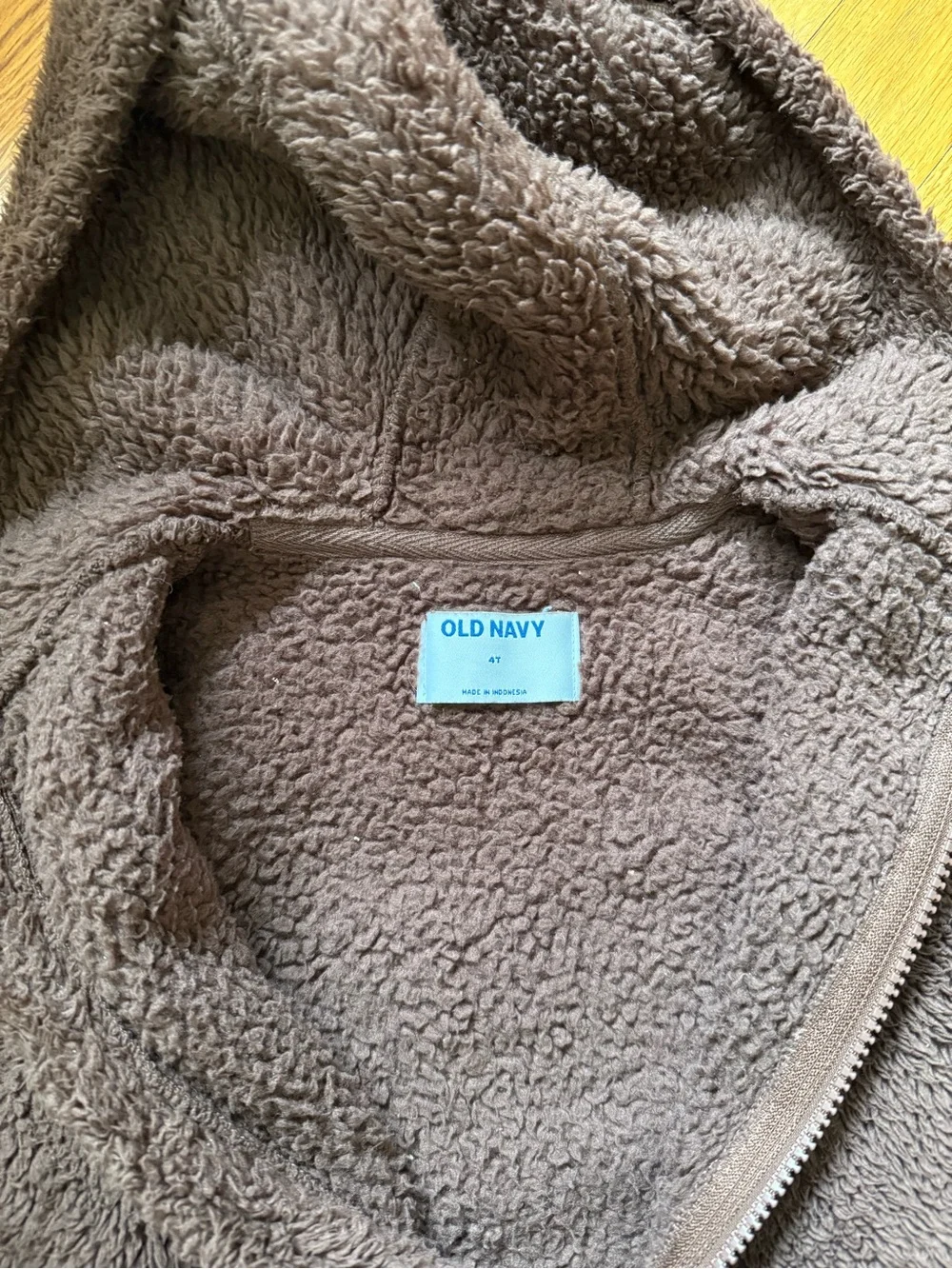 Old Navy listing included